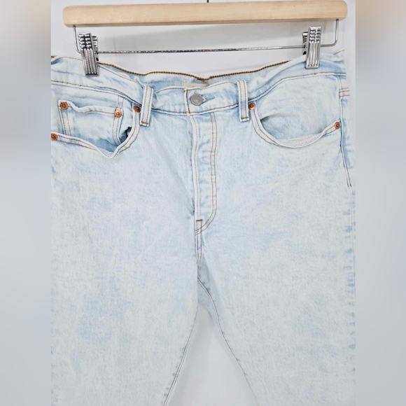 Levi's Wedgie Skinny Light Wash Size 32 Jeans - Picture 5 of 15